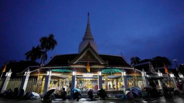 Thailand sets curfew for capital to combat coronavirus surge