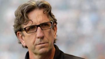 Paul Mariner: Former Ipswich and England striker dies aged 68