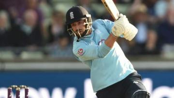 England v Pakistan: James Vince's 102 sees hosts chase 332 to claim ODI series clean sweep