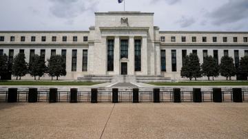 Fed survey: US economy strong but hindered by bottlenecks