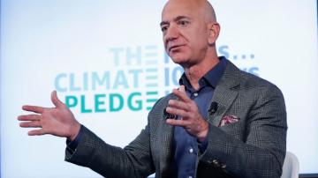 Bezos donates $200M to Smithsonian for Air and Space Museum