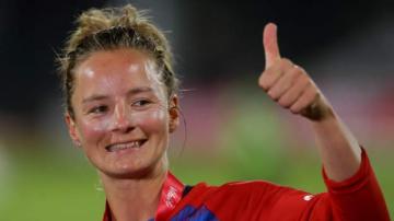 England v India: Danni Wyatt leads hosts to series victory with unbeaten 89
