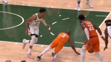 Bucks get clutch performances from stars as Paul struggles for Suns