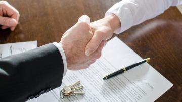 Why You Should Negotiate Your Real Estate Agent's Commission in a Hot Market