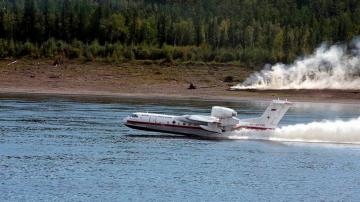 Wildfires rage in Russia's Siberia, cause airport to close