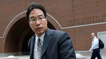 Pharmacist in meningitis outbreak gets more prison time