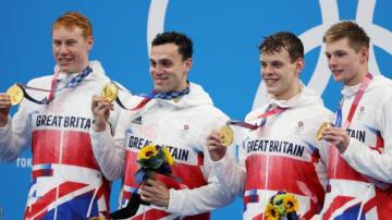 Tokyo Olympics: Tom Dean & Duncan Scott combine for GB's fifth gold