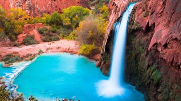 12 Picturesque Waterfalls You Can Visit Without a Passport