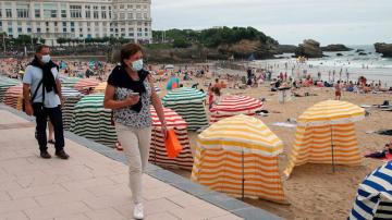 No summer break: 35 million in EU can't afford holidays