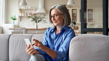 7 of the Best Smartphones for Older People (2021)