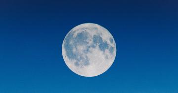Look Up! A Blue Moon in Aquarius Is Coming This Weekend