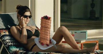 Alexandra Daddario and waffles in movies for national waffle day (15 Gifs)