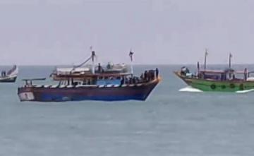Tension In Puducherry Villages As Fishermen Clash Over Banned Fishing Net