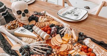 39 Halloween Charcuterie Boards That'll Make You the Ghostest With the Mostest