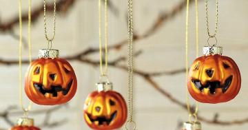 I'm Getting a Tree This Halloween Just So I Can Hang These Halloween-Themed Ornaments