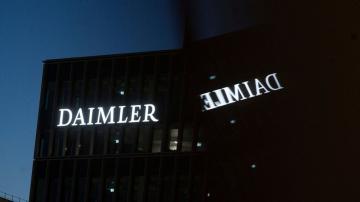 Daimler's trucks, luxury cars to go their separate ways
