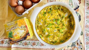 You Should Use Trader Joe's Spinach & Artichoke Dip for a Stellar Egg Bake
