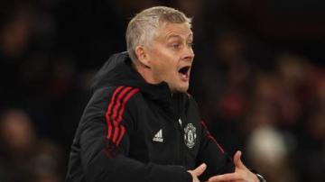 Manchester United 'striving' to emulate Liverpool's recent success, says Solskjaer