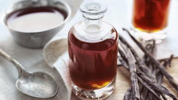 Why You Shouldn't Make Your Own Vanilla Extract