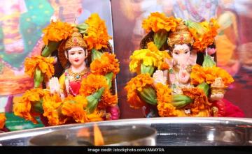 Diwali 2021: Laxmi Puja Vidhi, Muhurat Timings, Samagri