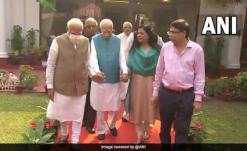 PM Visits LK Advani On His Birthday: "Nation Remains Indebted To Him"
