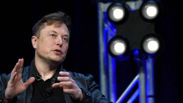 SpaceX's Musk: 1st Starship test flight to orbit in January