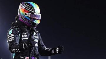 Lewis Hamilton takes dominant pole position for Qatar Grand Prix