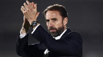 Gareth Southgate: England manager signs new contract through to December 2024