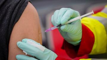 German soldiers face vaccine mandate as COVID cases rise