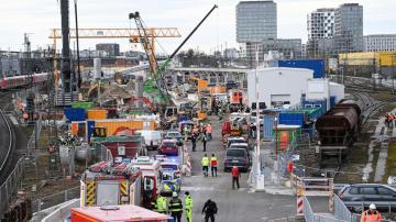 Construction site blast in Munich injures 3, disrupts trains
