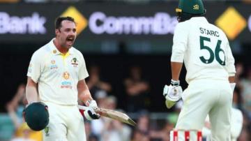 Ashes: Travis Head hundred gives Australia big lead over England