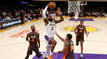 ‘Finding joy through hustle,’ LeBron James leads Lakers past Magic