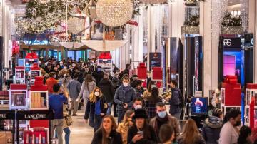 Retail sales rise 0.3% in Nov. but shoppers show resilience