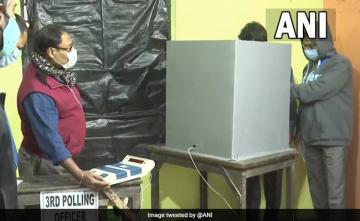 Kolkata Civic Polls Log 52.17% Turnout Till 3 pm, Crude Bombs Thrown