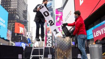 Times Square show will go on despite virus surge, mayor says