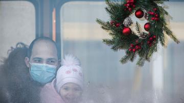 Romania tightens pandemic measures amid COVID-19 surge