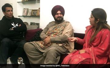 Actor Sonu Sood's Sister Malvika Joins Congress Ahead of Punjab Polls