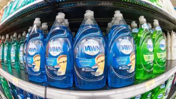 All the Things You Didn't Know Dish Soap Can Clean