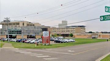 Minnesota COVID patient transferred to a Texas hospital dies