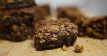Skip the Line and Make These Starbucks-Inspired Oat Fudge Bars at Home