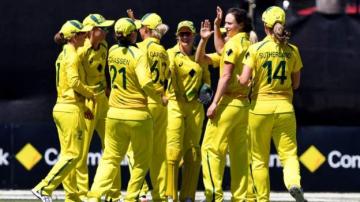 Women's Ashes: Australia beat England by five wickets to seal series win