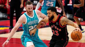 Hornets’ Hayward leaves game vs. Raptors with left ankle sprain