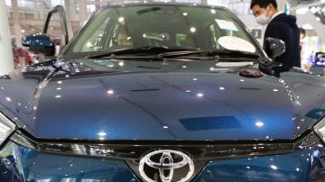 Toyota's quarterly auto sales sag on computer chips crunch