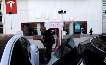 Tesla Recalls Over 26,000 US Vehicles Due To Software Error