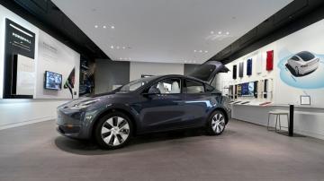 Tesla recall: Heat pump won't defrost windshield fast enough