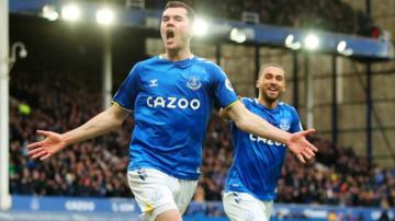 Everton 3-0 Leeds: Toffees show spirit in Frank Lampard's first league win