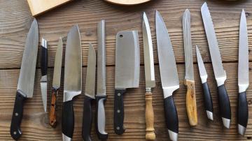 What's the Safest Way to Throw Away Old Knives?