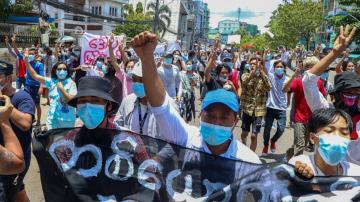 Rights advocates urge jet fuel sanctions against Myanmar