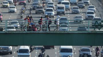 Traffic jams back in Philippine capital as restrictions ease