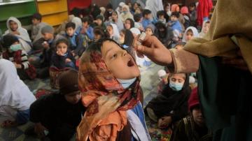 Gunmen kill polio worker in Pakistan vaccination campaign